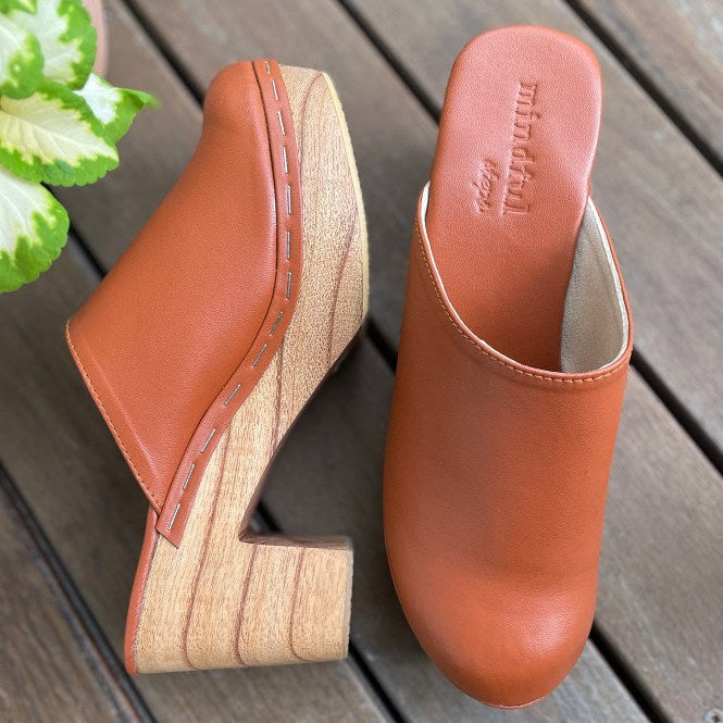 Vegan Shoes Women Leather Clogs Amber Brown Vegan Australia