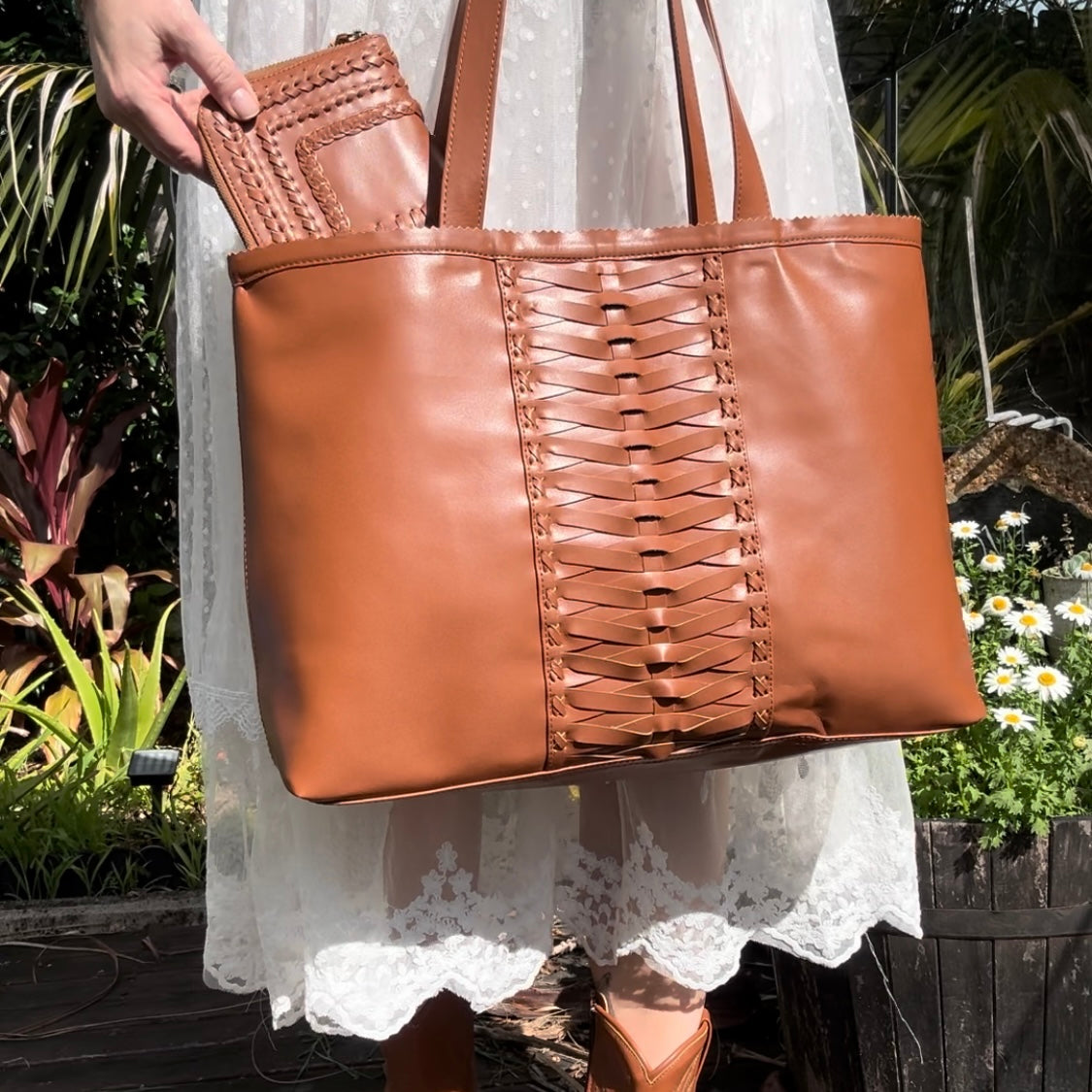 HAYLEY: Vegan Leather Tote Bag Tan Brown