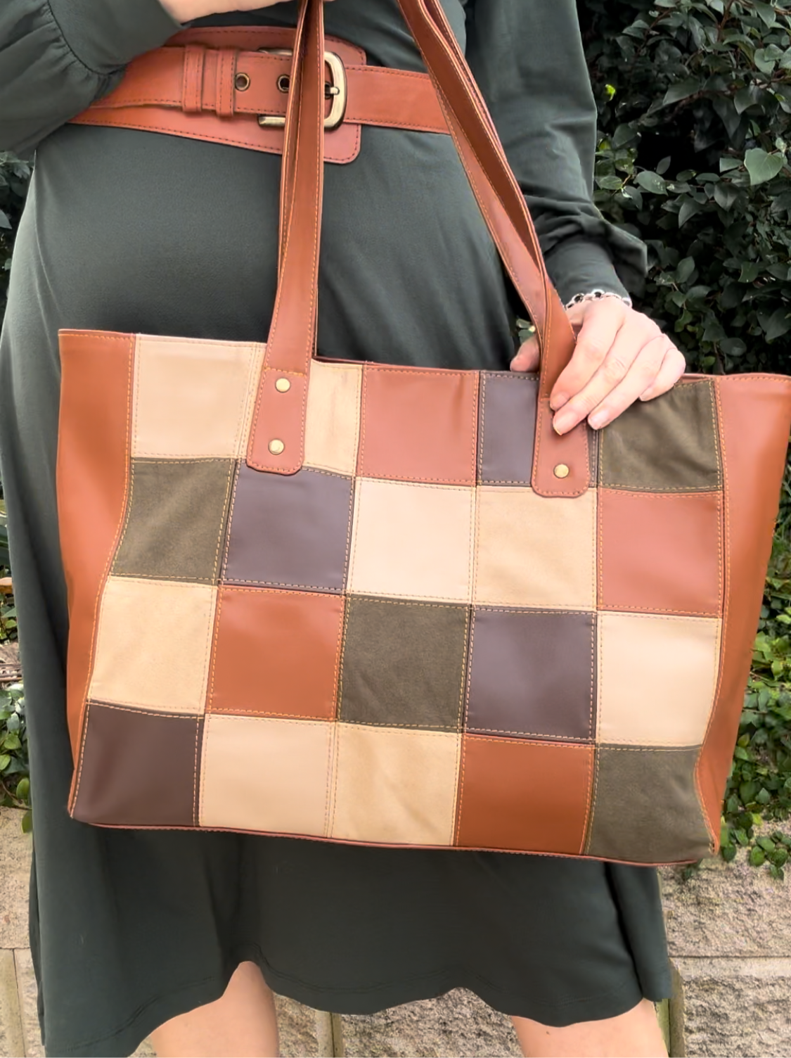 [Pre-order] RICHA: Vegan Leather Patchwork Tote