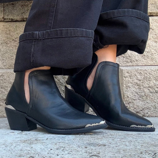 LOTUS: Vegan Leather Ankle Boots Black