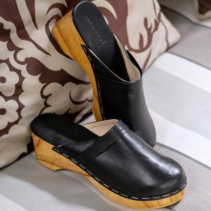 DEMI: Vegan Leather Clogs Black