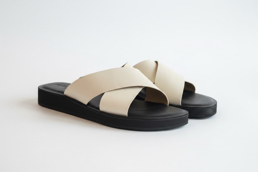 VENUS: Vegan Slides fits size 36
