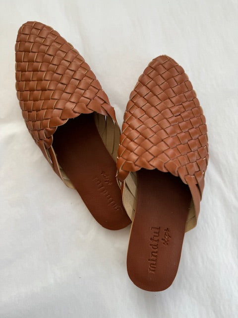 [Pre-order] KYND Mules
