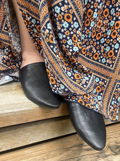 ROONEY: Vegan Leather Mules Black fits 35.5