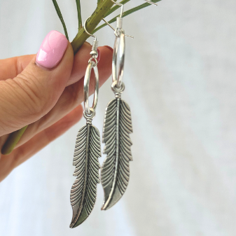 ESTELLA: Feather Earrings Silver
